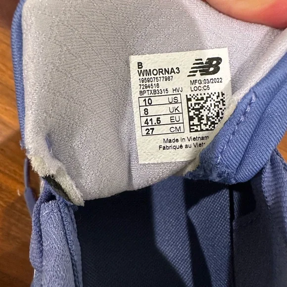 New Balance Blue and White More v3 Sneakers - Picture 5 of 6